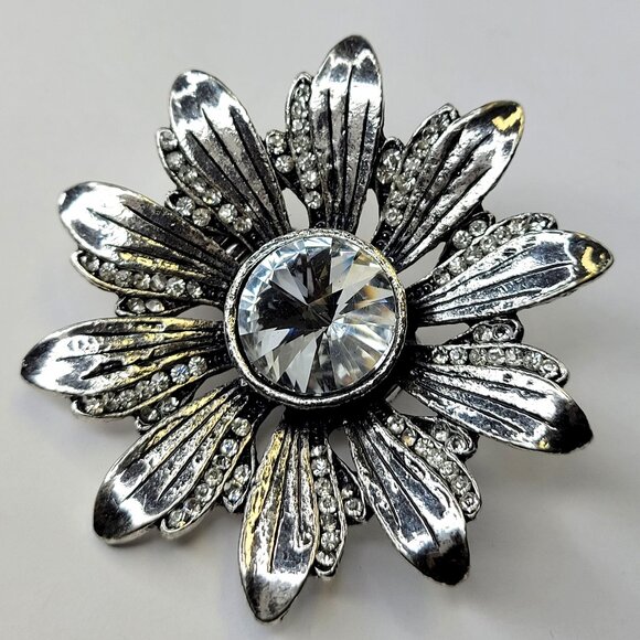 Vintage Statement Silver and Crystal Flower Adjustable Ring - Picture 1 of 5